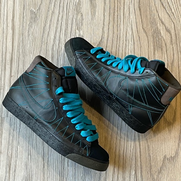 Nike Other - Nike Blazer Mid Size 10.5